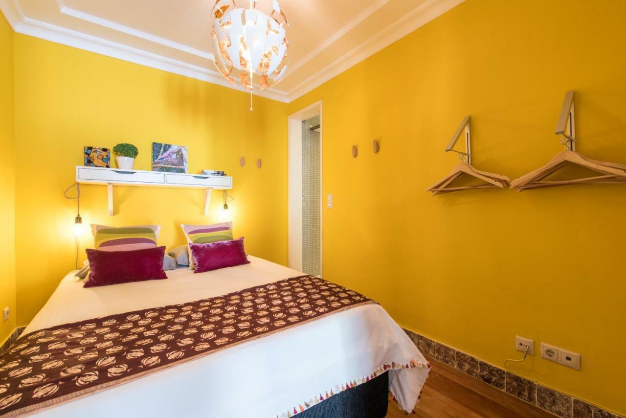 Cozy Apartment In Historic Center Lisbona Esterno foto